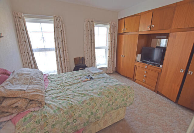 Front Bedroom No1. 