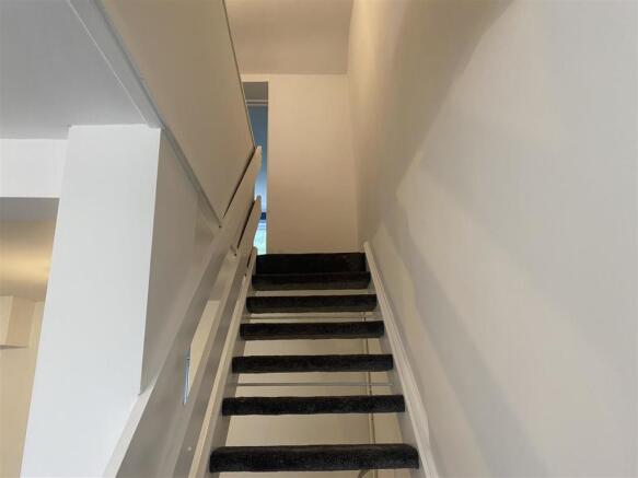 Stairs/Landing