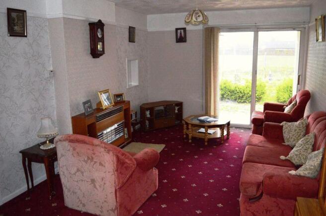 LOUNGE / DINER