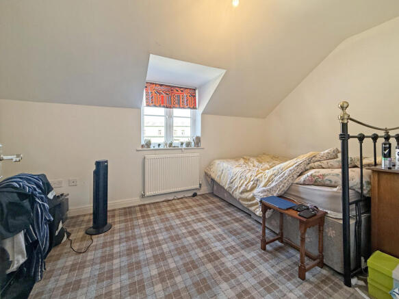 2 bed Terraced for sale Image 8