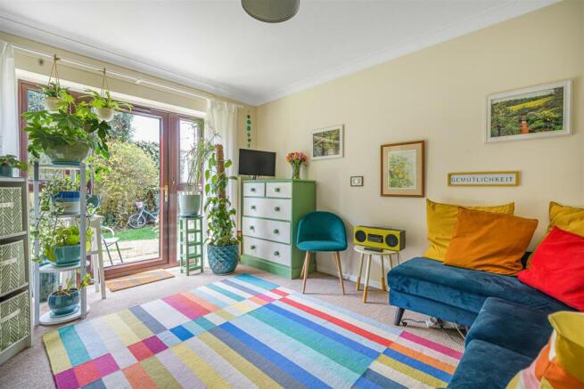 Living Room.jpg