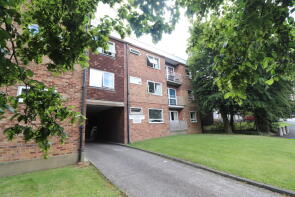 7, Doddinghurst Road, Brentwood CM15 9EP