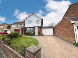 40, Truro Gardens, Luton LU3 2AP