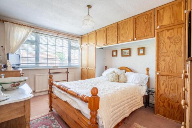 4 bed Detached for sale Image 10
