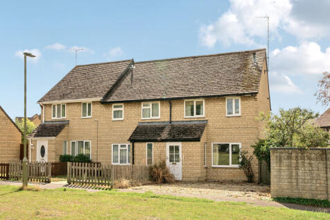 Oxlease, Witney