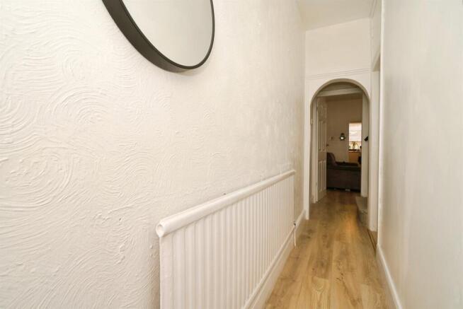 3 bed Terraced for sale Image 6