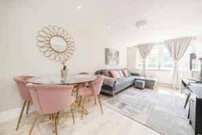 215, Cheeseman's Terrace, London W14 9XT