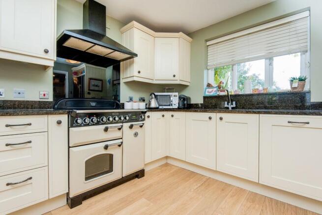Kitchen/Breakfast