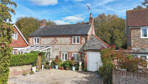Ivy Cottage, The Gardens, Chichester PO18 8DX