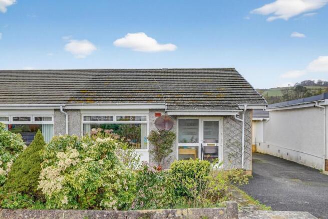 1_3 glen grove, largs_01.jpg