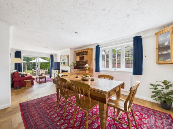 Dining Room- Mark Stephens EweMove Newmarket and S