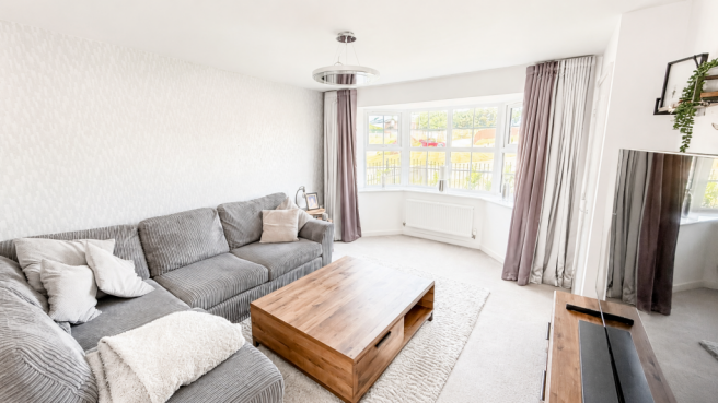 3 bed Terraced for sale Image 4