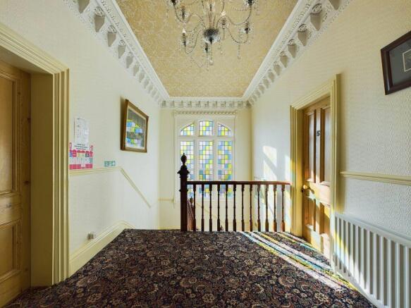 12 bed Semi-Detached for sale Image 7