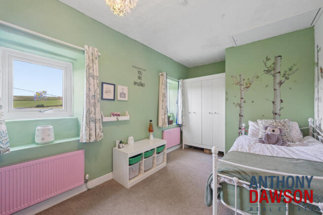2 bed Cottage for sale Image 11