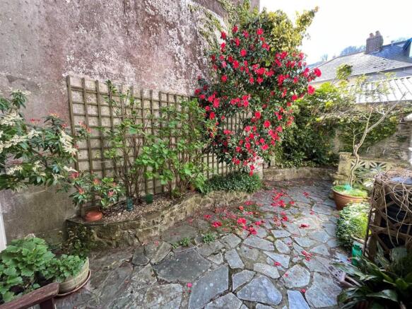 Courtyard Garden.jpg