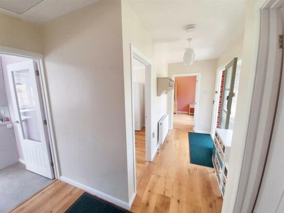 Hallway new.jpg