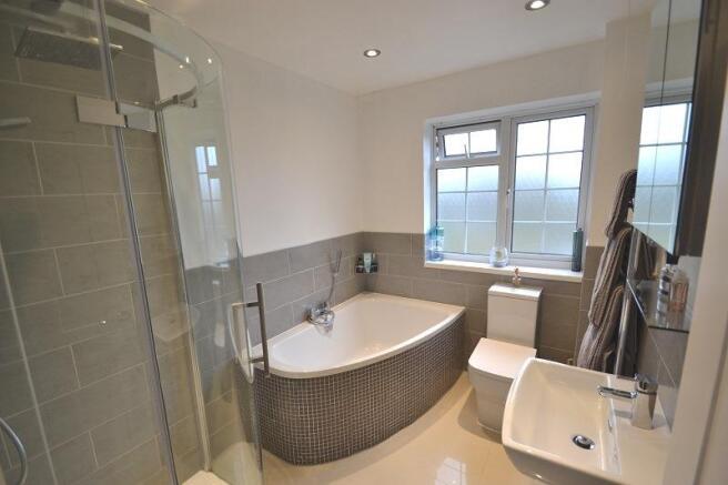 bathroom B.JPG