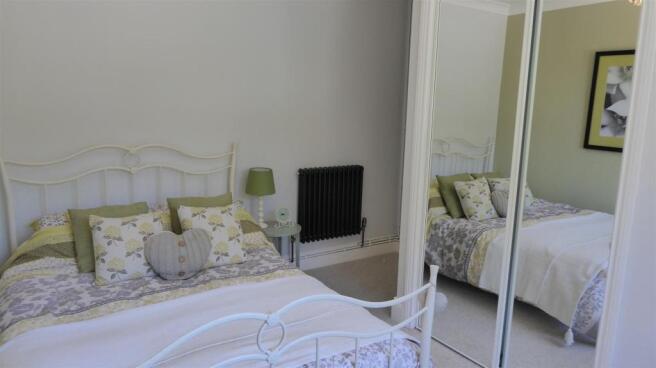BEDROOM 2