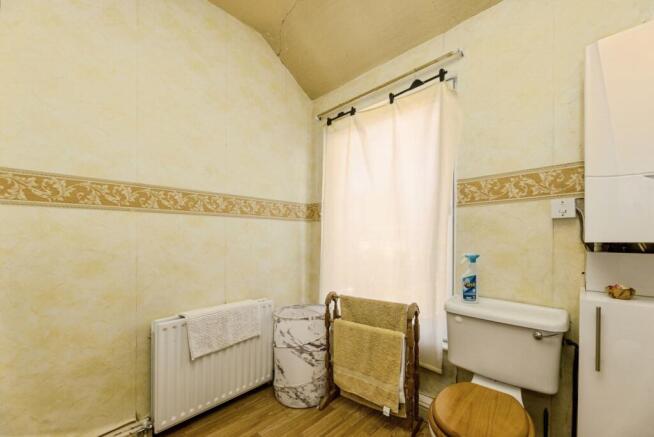 2 bed Terraced for sale Image 12