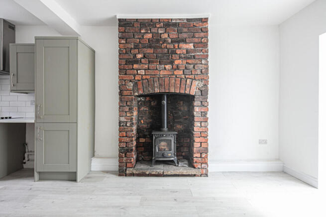 2 bed Terraced for sale Image 5