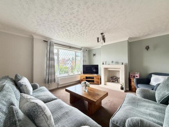 3 bed Semi-Detached for sale Image 9