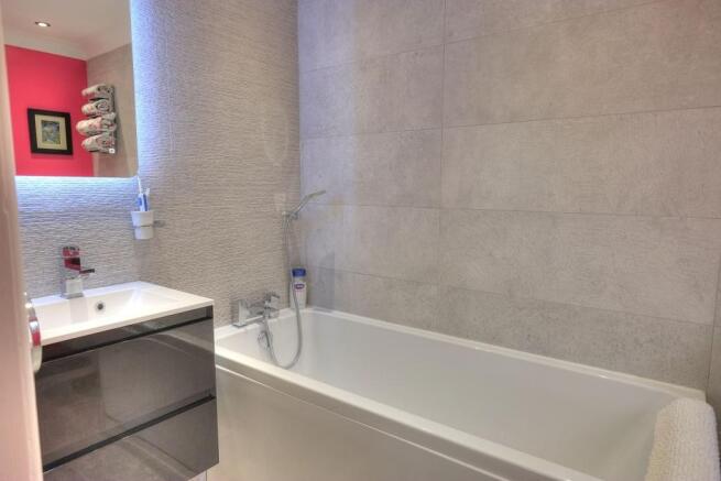 Master En-suite