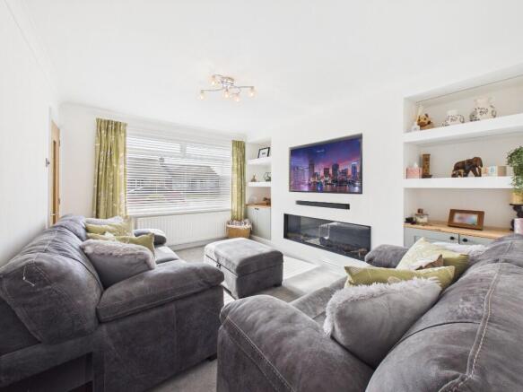 3 bed Semi-Detached Bungalow for sale Image 5