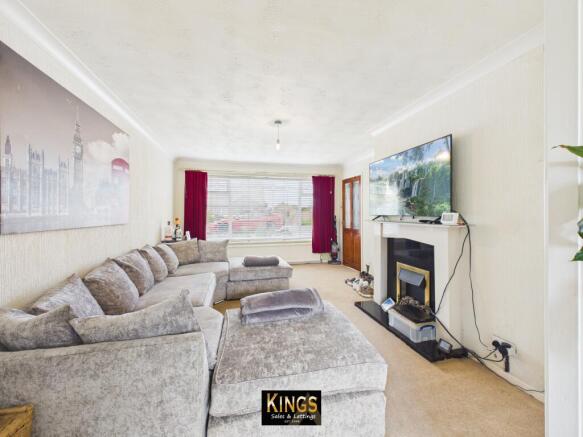 3 bed Detached for sale Image 6