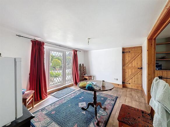 2 bed End of Terrace for sale Image 6