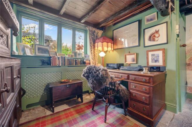 3 bed Semi-Detached for sale Image 10