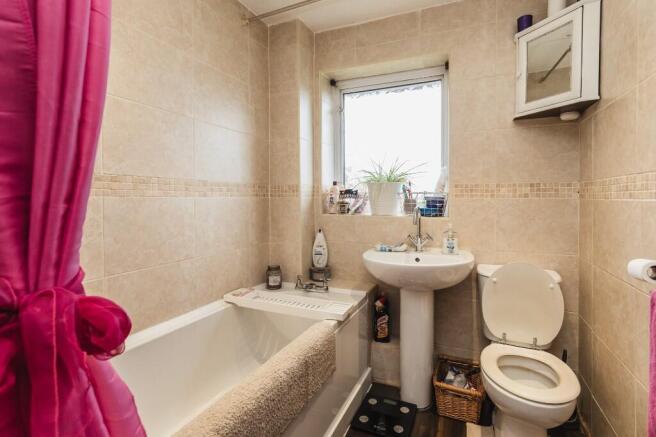 2 bed Semi-Detached for sale Image 6