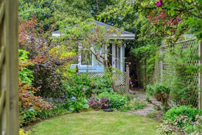 Glencoe Road, Bushey, WD23 photo 4