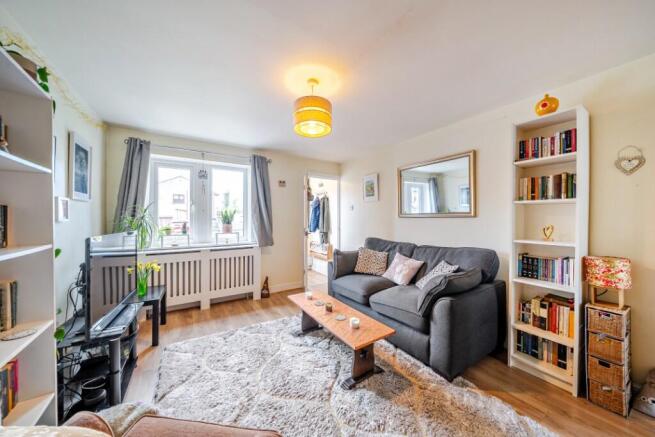 2 bed Terraced for sale Image 6