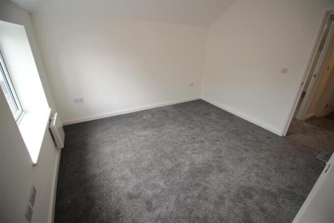 Trafalgar bed 1 third.JPG