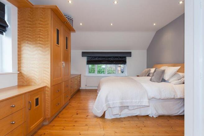 BEDROOM 1 FRONT