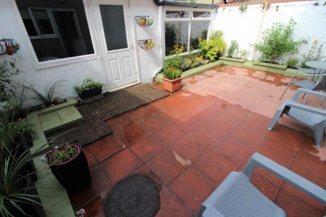 COURTYARD GARDEN