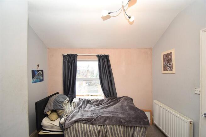 2 bed Maisonette for sale Image 10