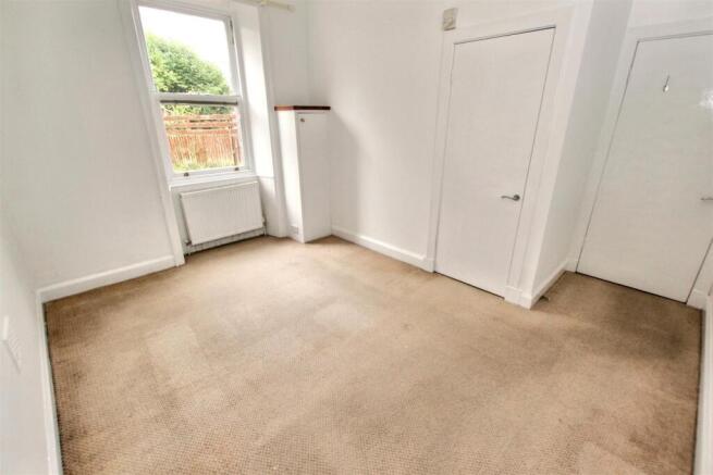 8- Bedroom.jpg