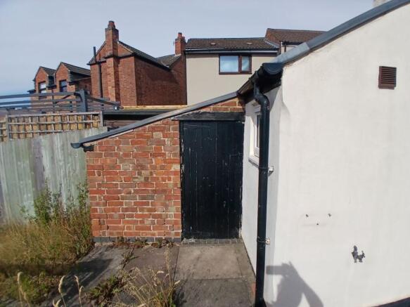 4 Richmond Road, Donington Le Heath, Coalville, Leicestershire, LE67 2FA photo 4