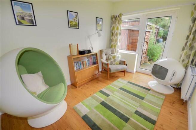 GARDEN ROOM/BEDROOM