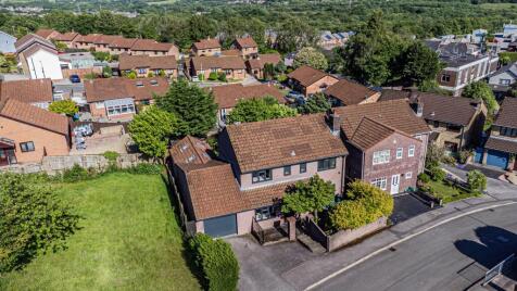 Heol Bryn Glas, Llantwit Fardre, CF38