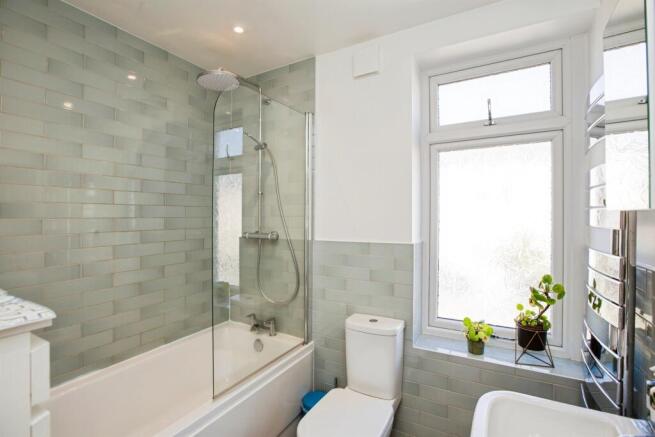 2 bed Terraced for sale Image 4