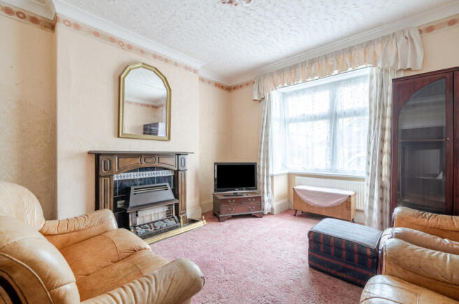 1441657-7-69e2374...