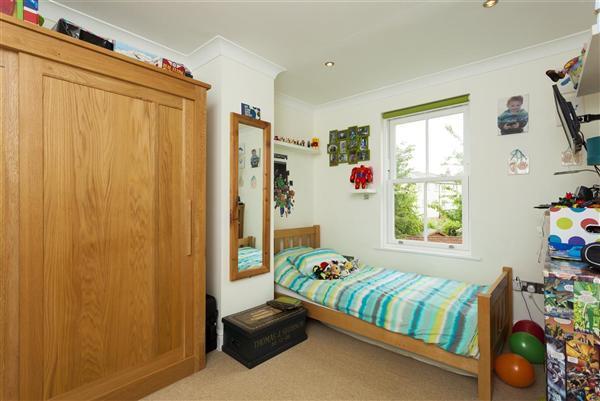 Photo 11