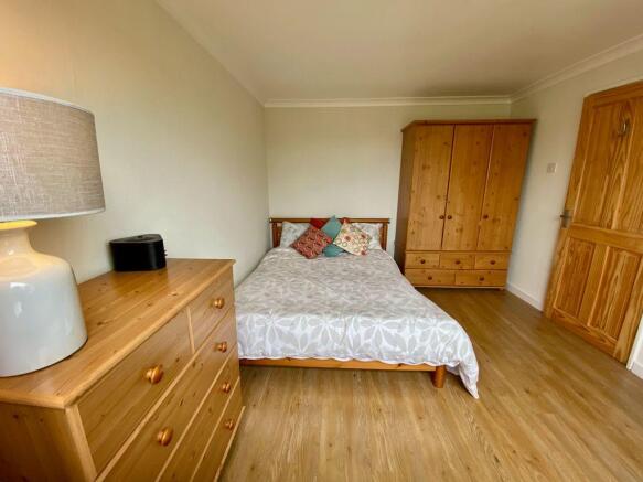 Bedroom 2 (Double)
