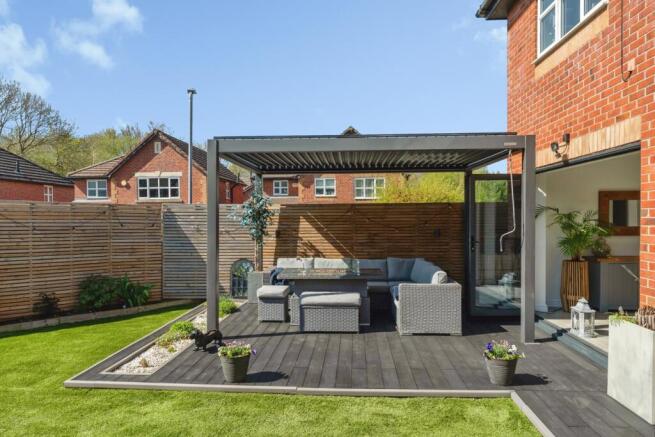 Rear Sitting Area