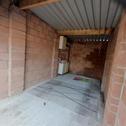 Garage.jpg
