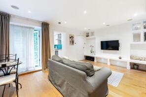 Flat G, 22-24, Monmouth Road, London W2 4UT