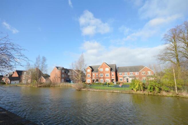 Canal View1.jpg