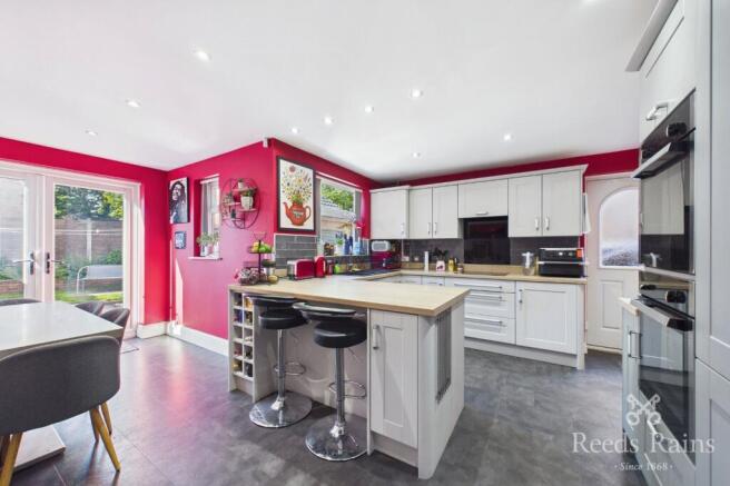 Bridge Court, Morley, Leeds, West Yorkshire, LS27 photo 4